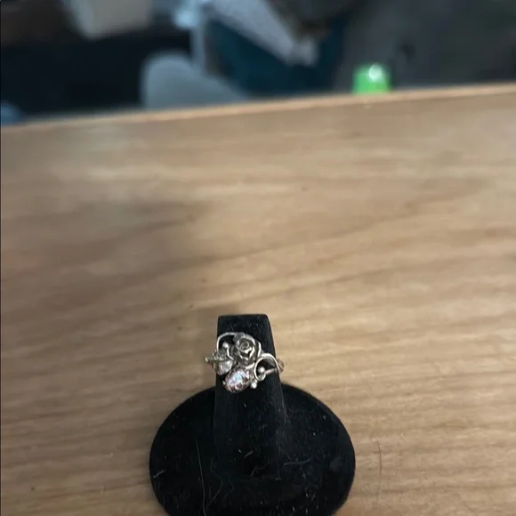 Elegant Silver Rose Ring - Picture 1 of 1